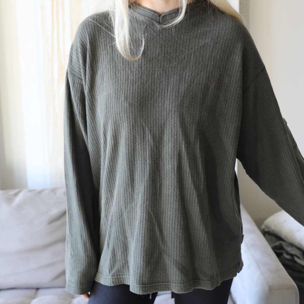 Vintage look oversized dark green ribbed sweater